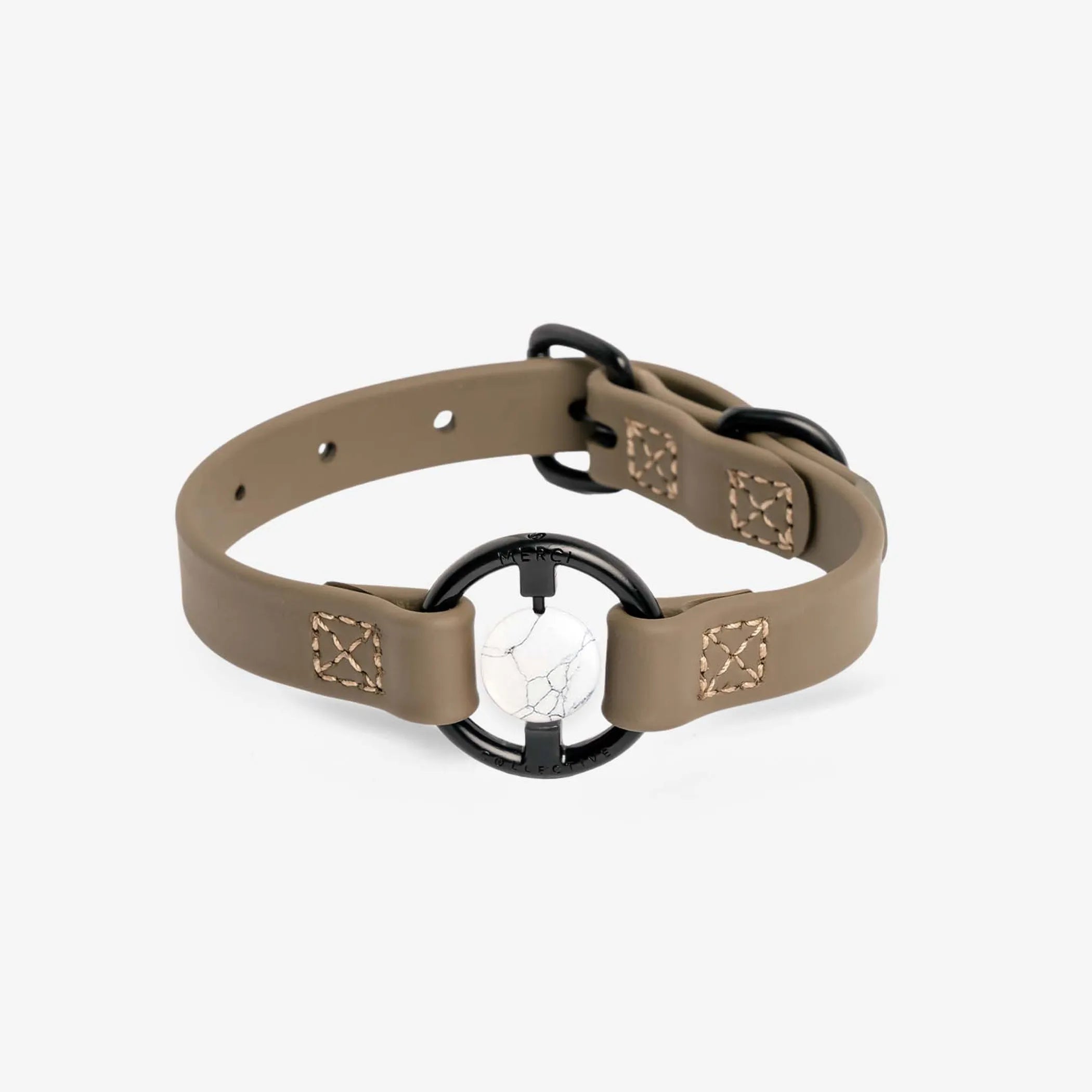 All Eyes On Me Collar (5 colors Availabel)